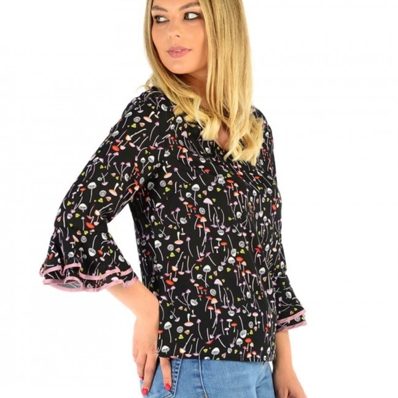 Vibrant Mushroom Print Top Black - Picture 4 of 5